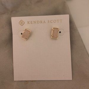 Kendra Scott Paola earrings